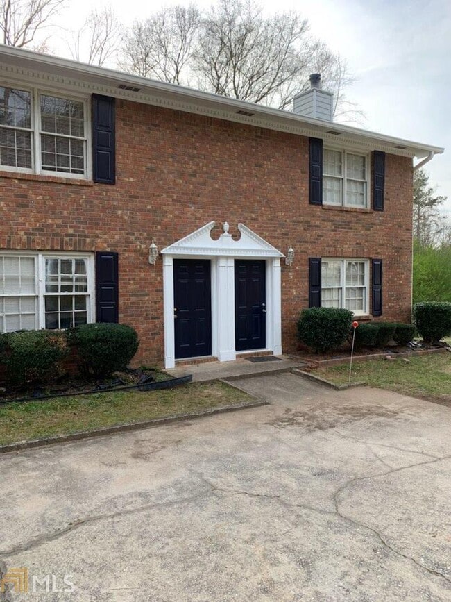 Building Photo - 74 Mt Moriah Rd