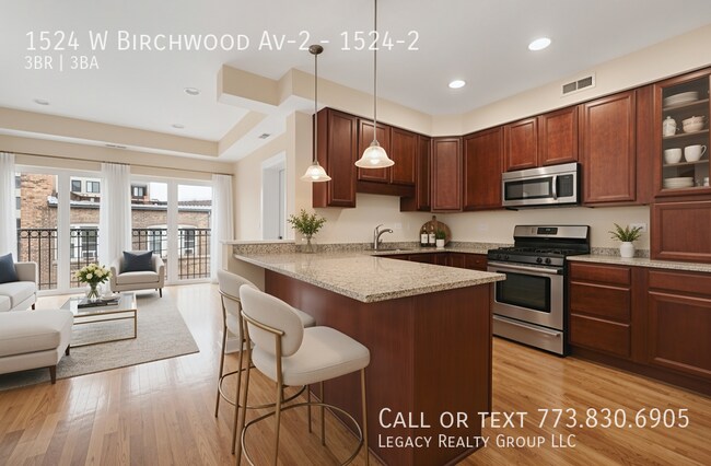 Building Photo - 1524 W Birchwood Ave