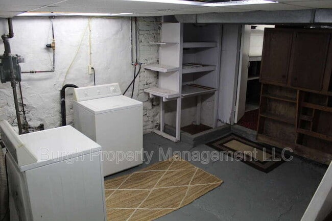 Building Photo - 5114 Lotus Wy