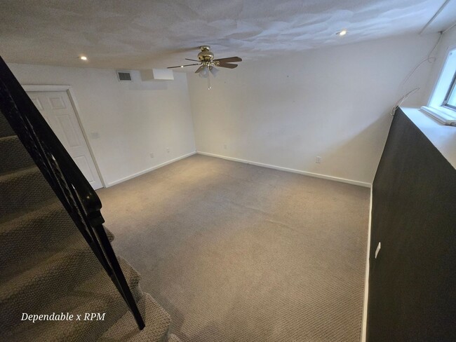 Building Photo - Stunning 2 Bd 2 Bath Townhouse in Wakefield w 2 parking spaces and 3 Levels of Living