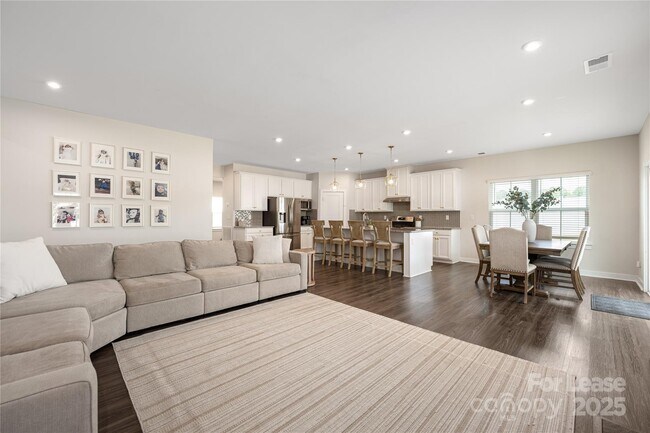 Building Photo - 1636 Tundra Ln
