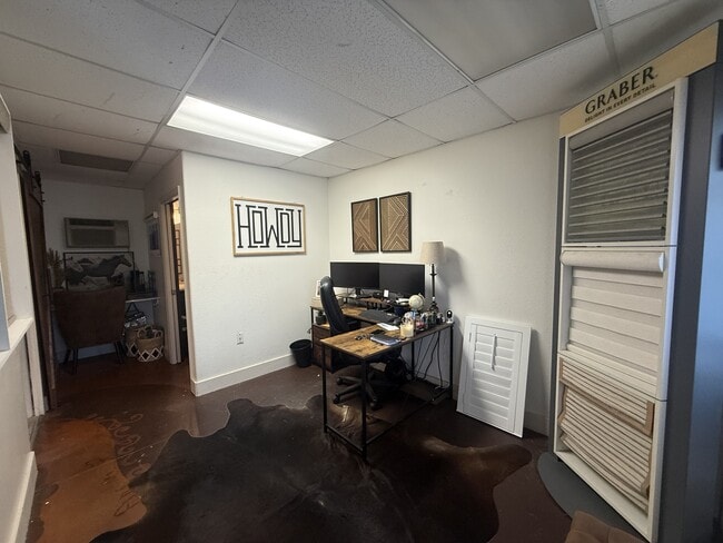 Building Photo - 23063 Texas 46STE 1