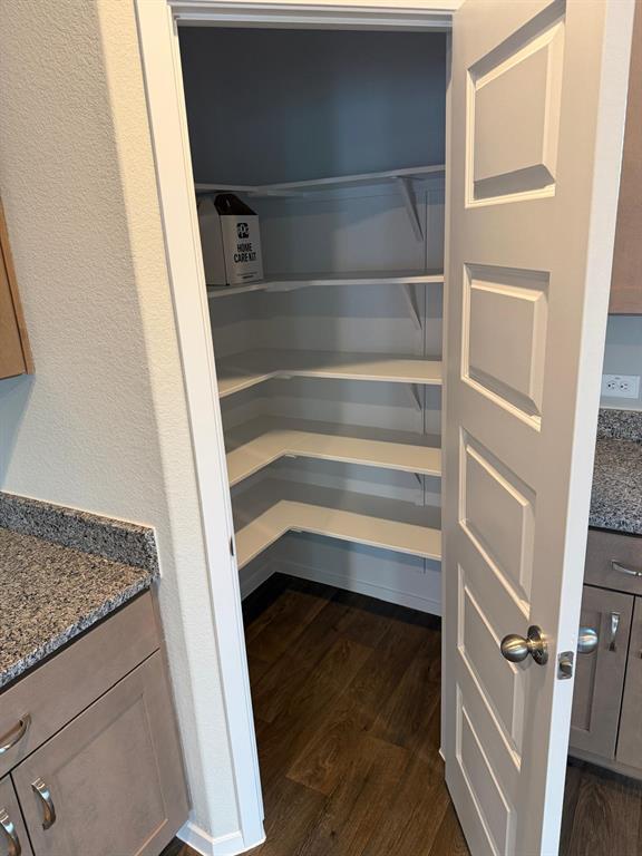 Building Photo - 2708 Towy Rd