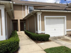 Building Photo - 894 Scrub Jay Dr