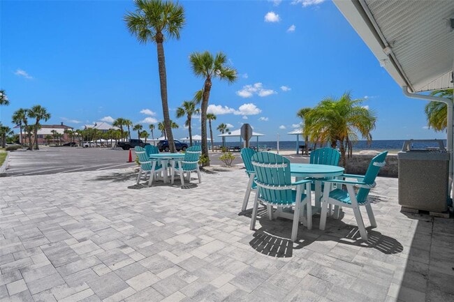 Building Photo - 5524 Gridley Ln