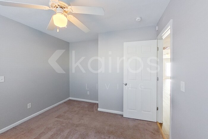 Building Photo - 261 Alexander Pointe Dr