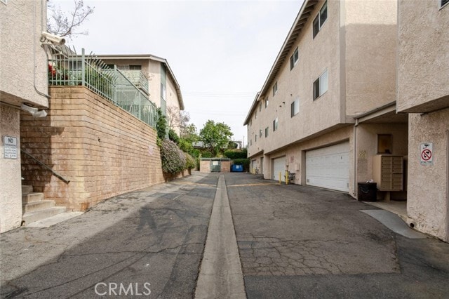 Building Photo - 13100 Bromont Ave