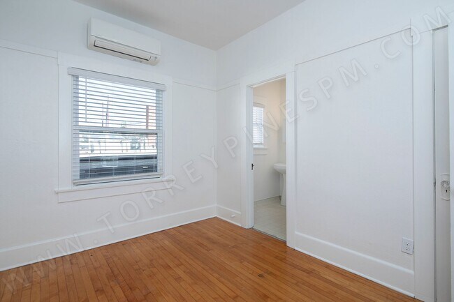 Building Photo - OPEN HOUSE: 11/15 3:30-4:30PM ~ 1 BR with ...