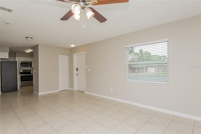 Building Photo - 5312 Wren St