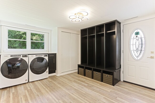 Building Photo - 7925 Otto St