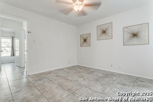 Building Photo - 816 Hickory Hill Dr