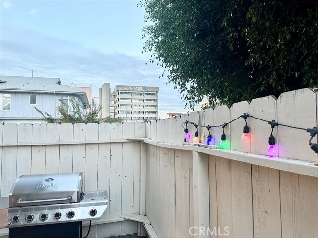 Building Photo - 1433 S Beverly Dr