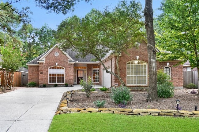 Primary Photo - 152 W Amberglow Cir