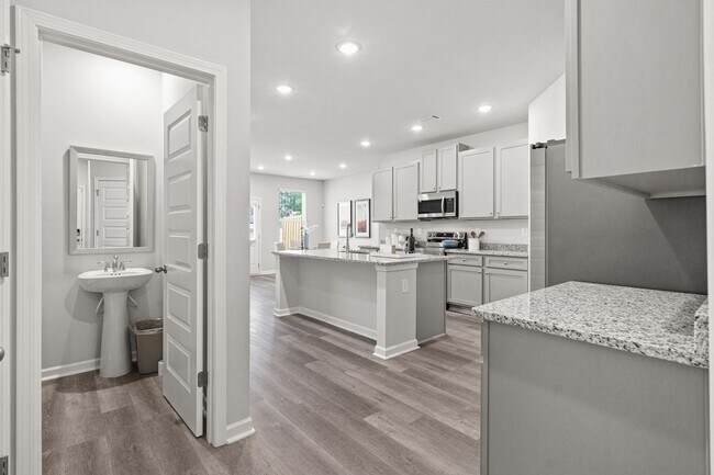 Building Photo - 3027 Dole Dr SW