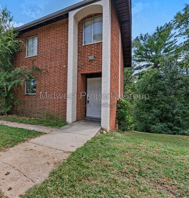 Building Photo - 10002 Kodiak Dr
