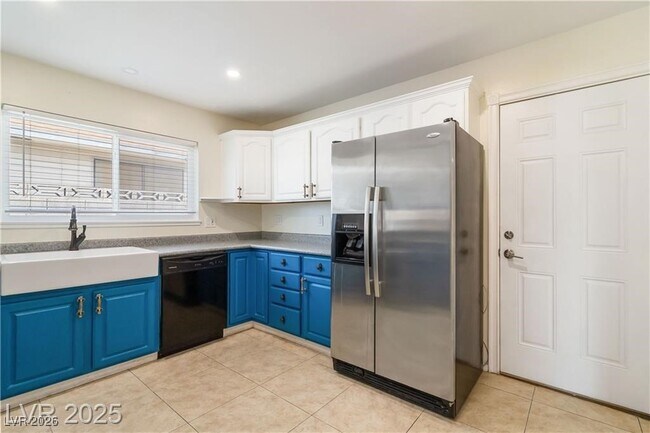 Building Photo - 7213 Lakeland Ct