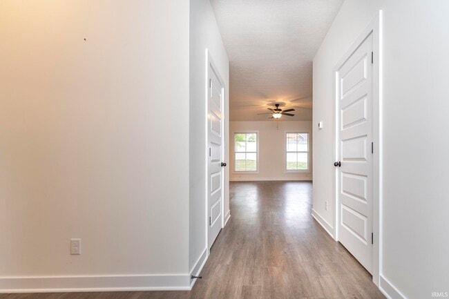 Building Photo - 2822 Brewster Dr