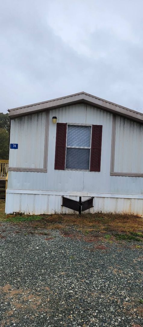 Building Photo - Ready to Move in