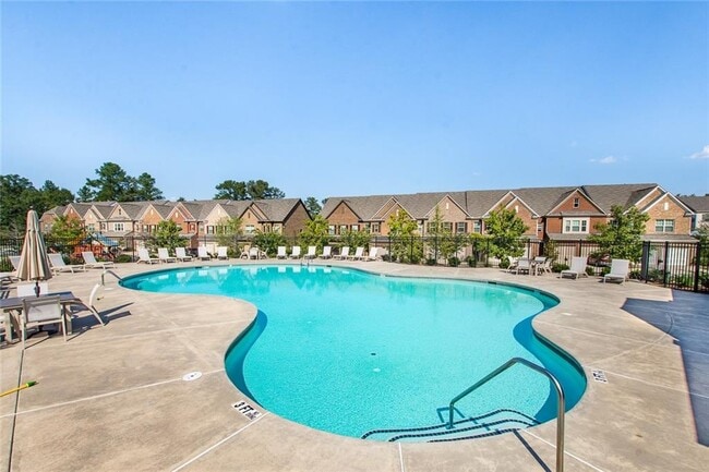 Building Photo - 528 Twinrose Way