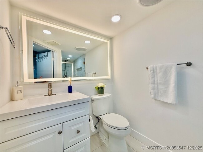 Building Photo - 8800 S Ocean Dr