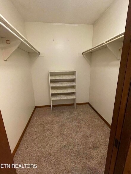 Building Photo - 9505 E Laurens Ln