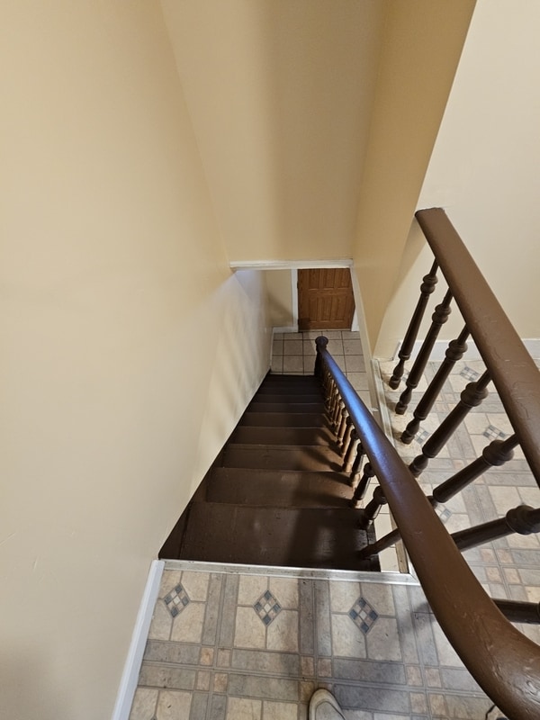 Building Photo - 1762 E 33rd St