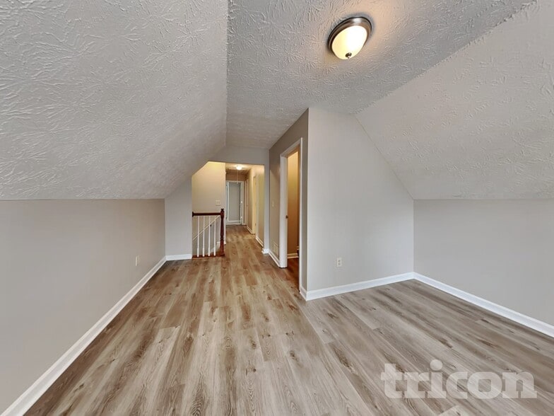 Building Photo - 1475 Watercrest Cir