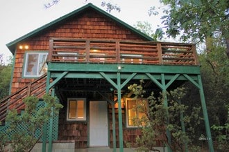 Building Photo - 53200 Pina Vista Dr