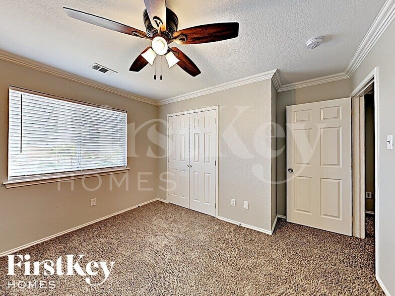 Building Photo - 9812 Westmere Ln