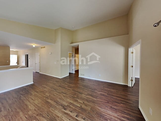 Building Photo - 9835 Kenton Cir