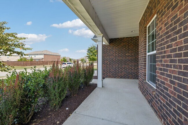 Building Photo - Sparkling clean 4 bedroom home in Spring H...