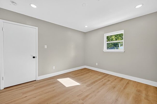 Building Photo - 2019 Spillers Ln