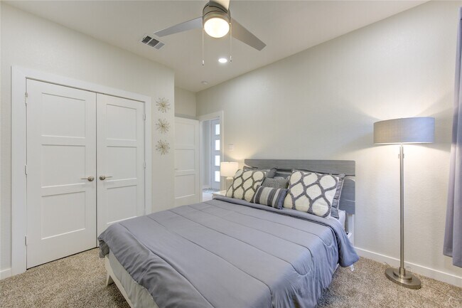 Building Photo - 22534 Petrizzi Ln