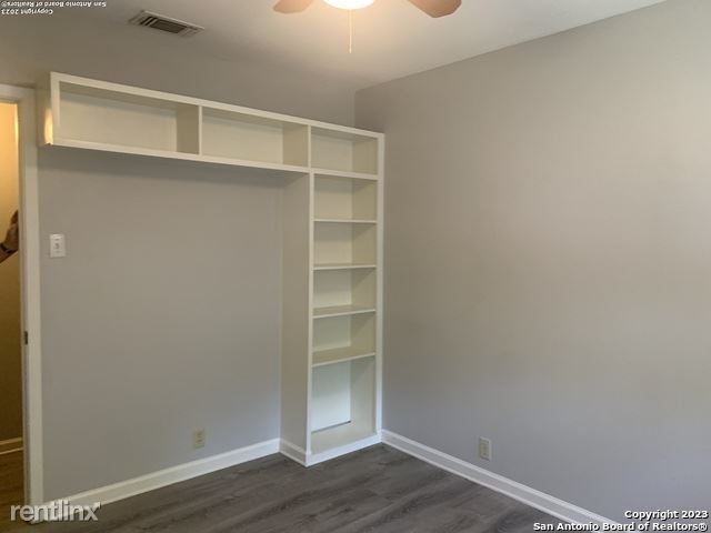 Building Photo - 4 br, 3 bath House - 114 Sharon Dr