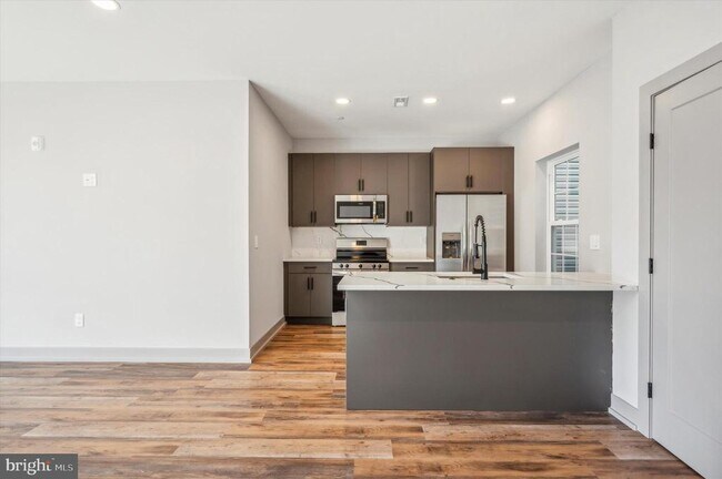 Building Photo - 1426 N 7th St