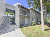 Building Photo - 1201 Lake Victoria Dr