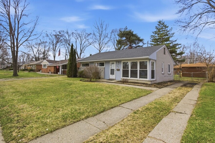 Building Photo - 125 Sheffield Dr