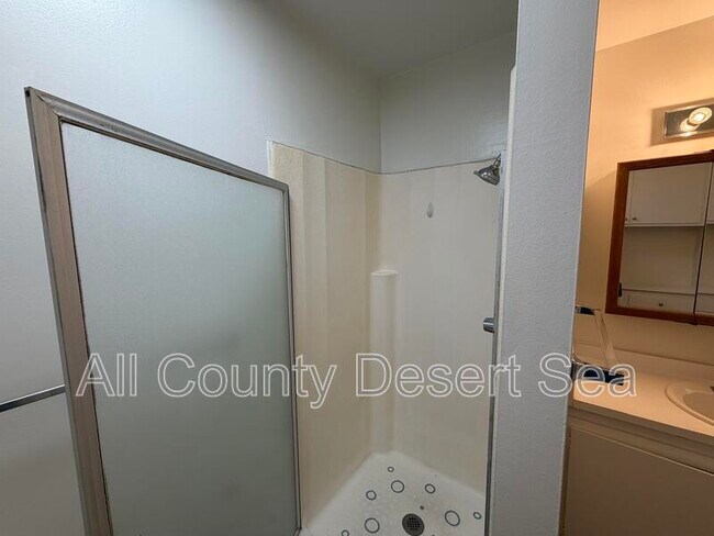 Building Photo - 1587 Coriander Dr