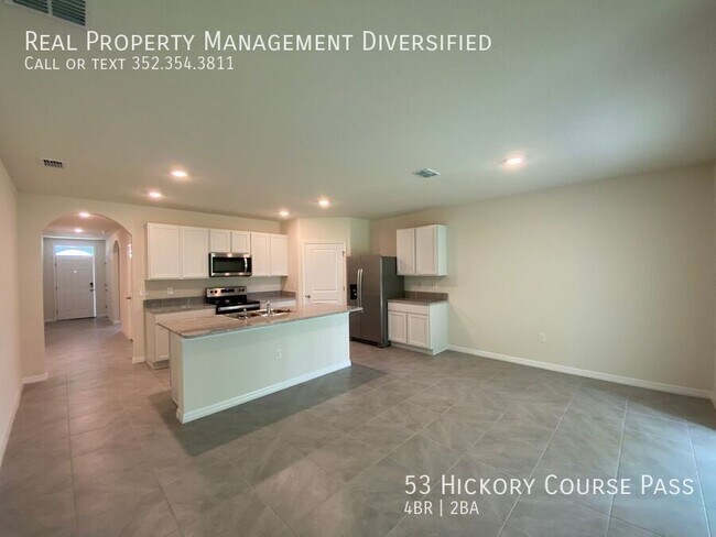 Building Photo - Lake Diamond North - Welcome Home