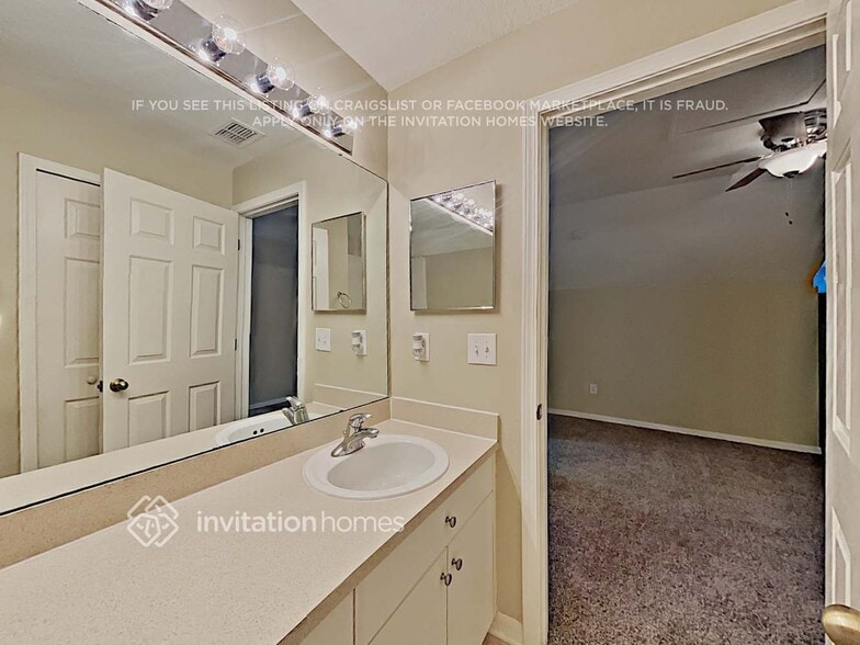 Building Photo - 3005 Clover Blossom Cir