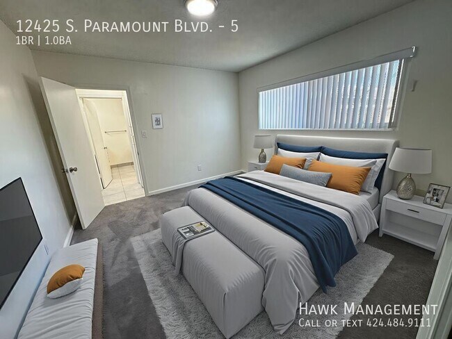 Building Photo - 12425 Paramount Blvd