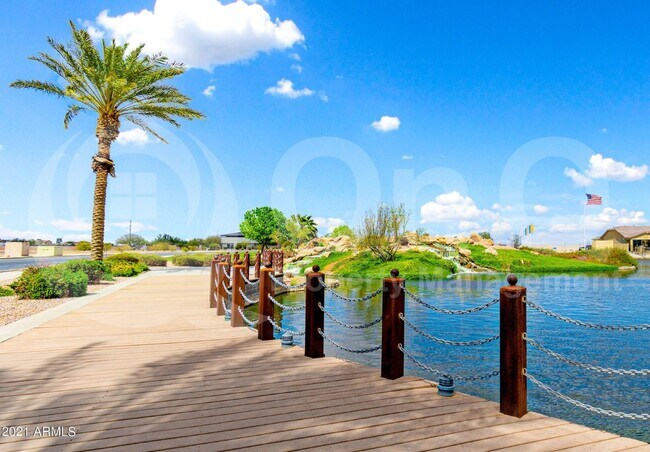 Building Photo - 40774 W Sunland Dr