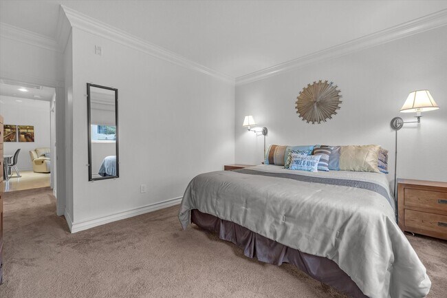 Building Photo - Meridian Luxury Condo in Resort Community ...