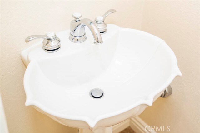 Building Photo - 29841 Weatherwood