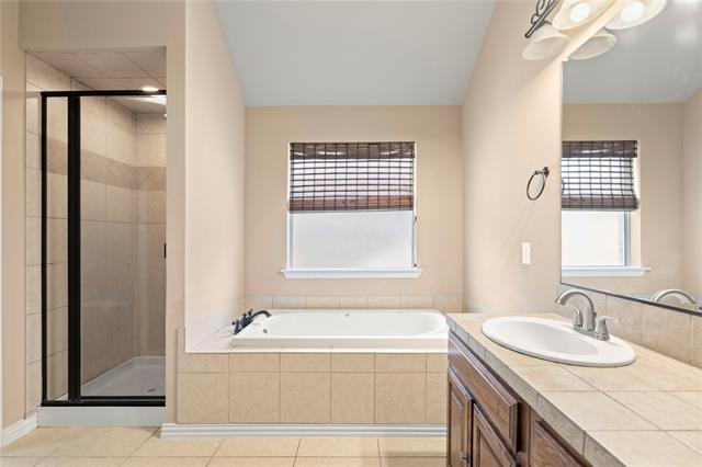 Building Photo - 8245 Edgepoint Tr