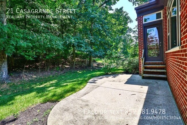 Building Photo - 21 Casagrande St