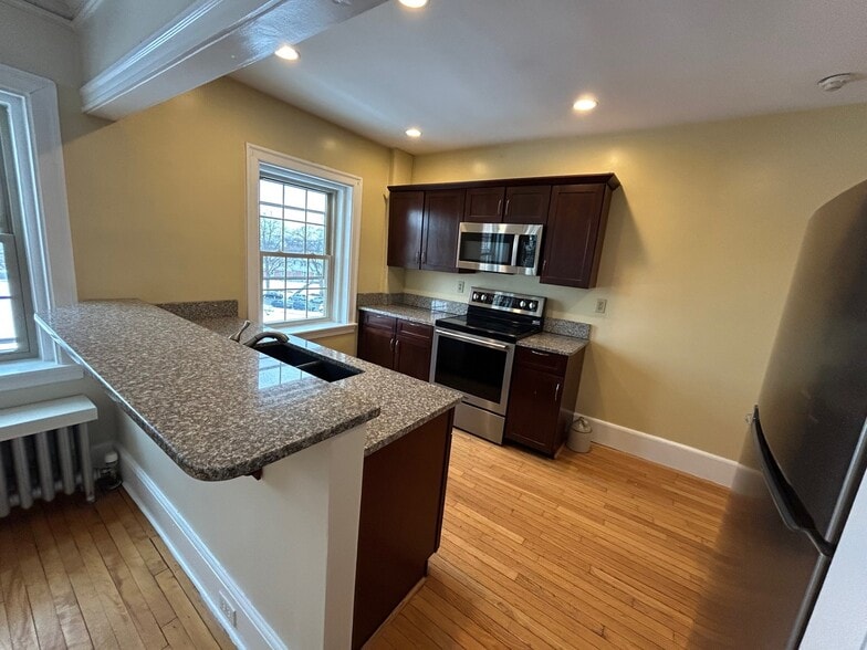 Building Photo - 9 Ricker Park