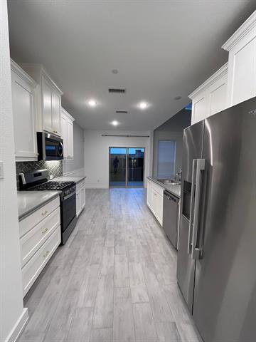 Building Photo - 2789 Majesty Dr