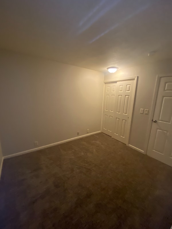 Building Photo - 1810 E St