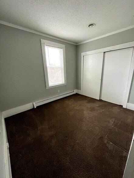 Third Bedroom/Office on 1st Floor - 218 Charter Oak St
